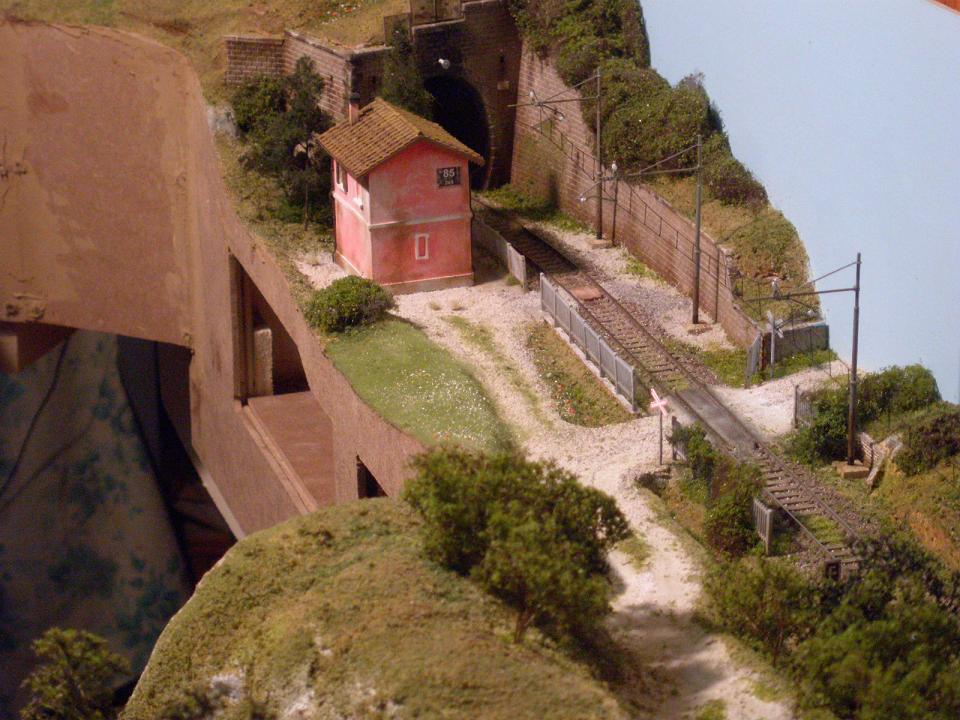 404.47 casello e passaggio incustodito.JPG