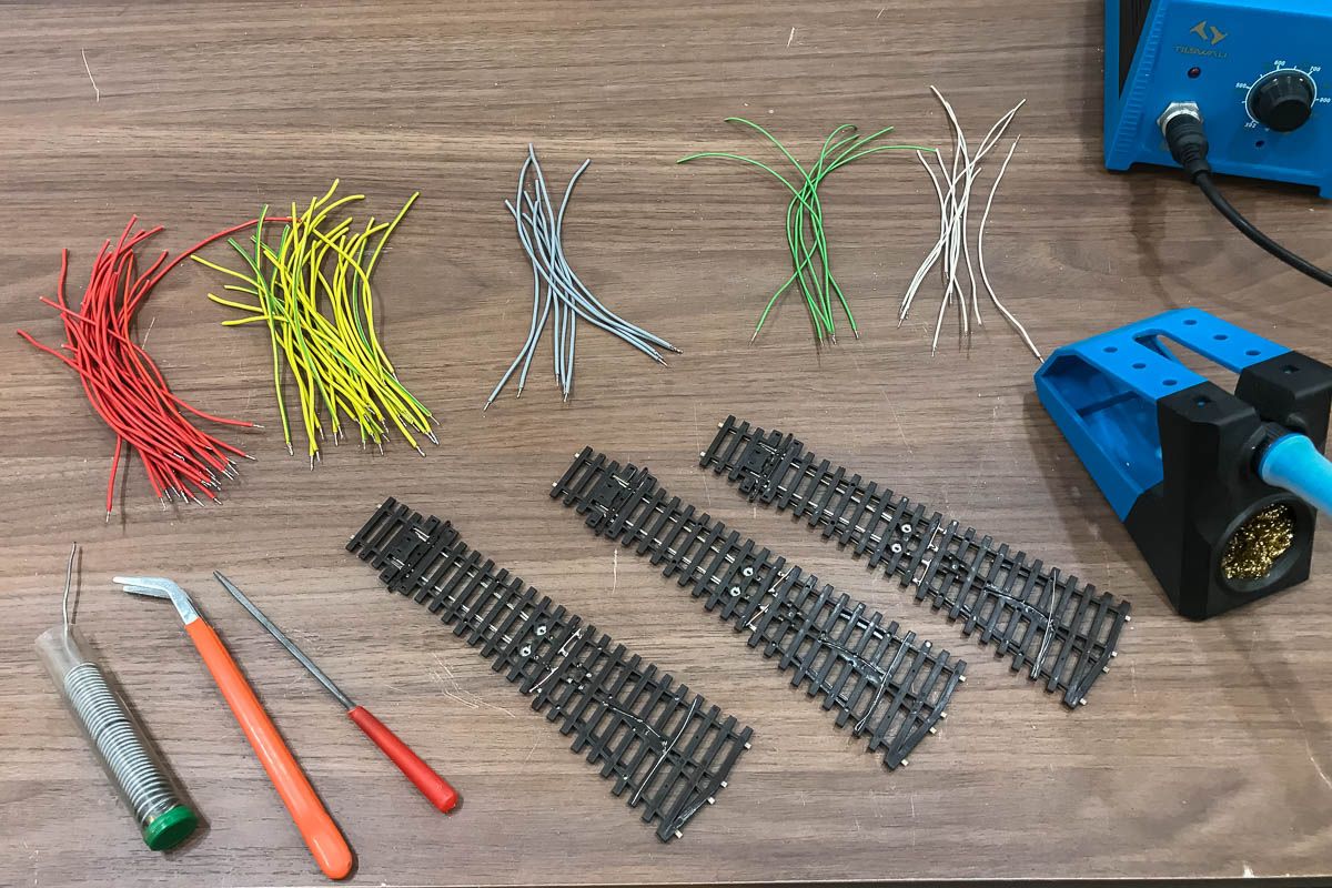 2022 06 01 - preparazione stazione nascosta FS-3.jpg