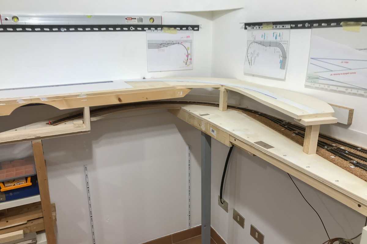 2022 06 01 - preparazione stazione nascosta FS-1.jpg