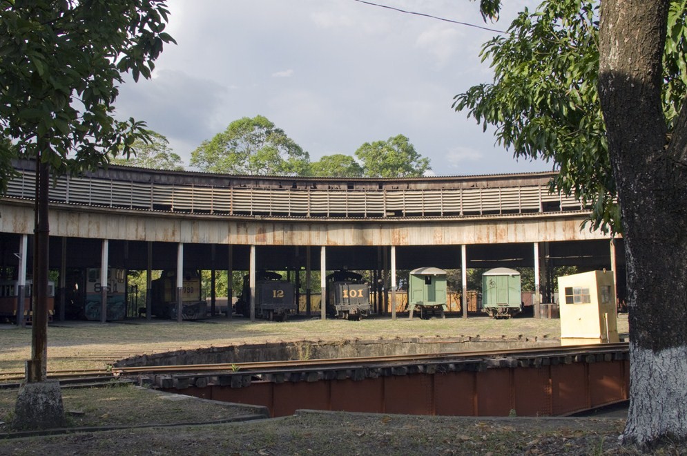fenadesal deposito ex irca s, salvador..jpg
