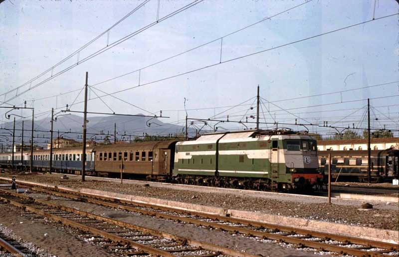 Treno Azzurro maggio 1962 Firenze.jpg