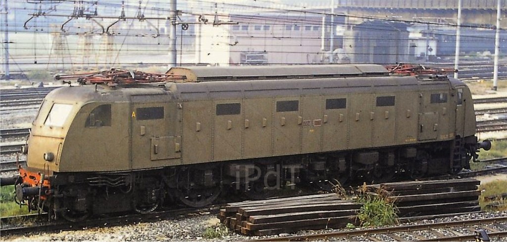 E428 237 Dic-1985 s.jpg