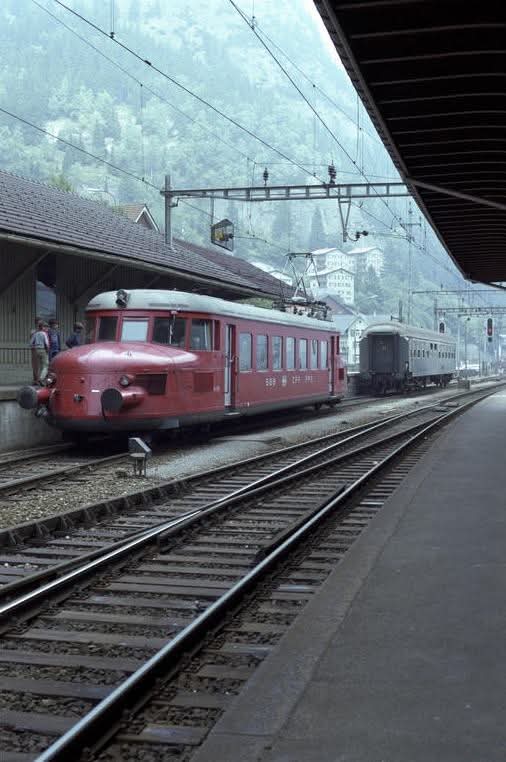 SBB RAe 2-4 1002 + UIC-X.jpg