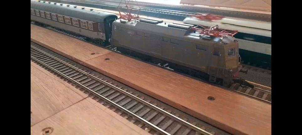 Screenshot_20250919_235554_Video Player.jpg