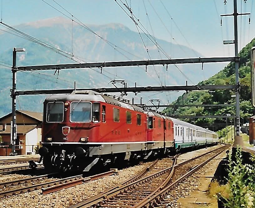 SBB RE 44 II 11143 + 11229 .jpg