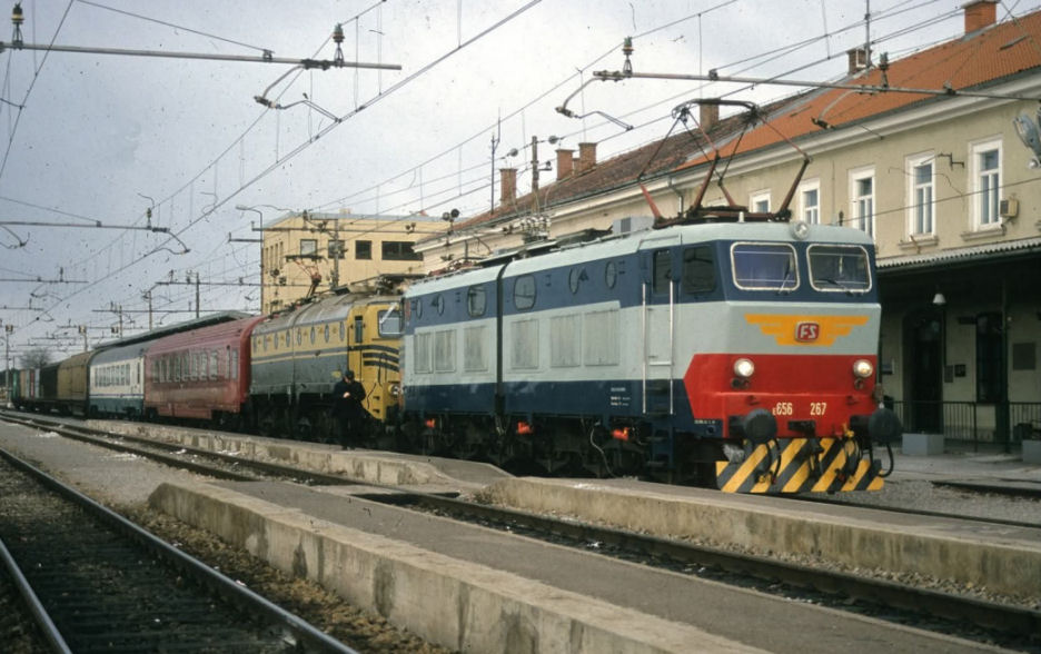 FS E 656 267 - Sezana.jpg