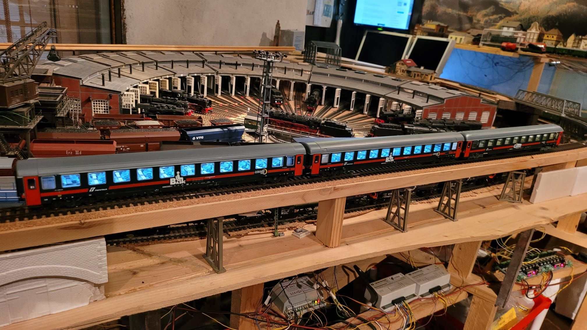 Immagine WhatsApp 2025-12-14 ore 16.14.40_b7ac350a.jpg