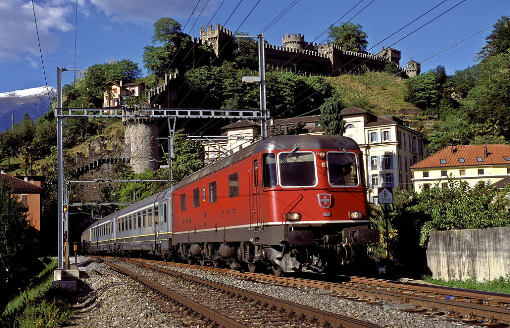 11607 Bellinzona mai 1997.jpg