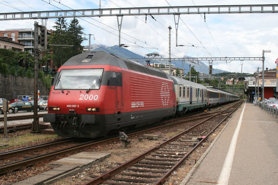 SBB Re 460 065.jpg