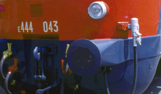 3 e444.043_2BODL23051987BB.jpg