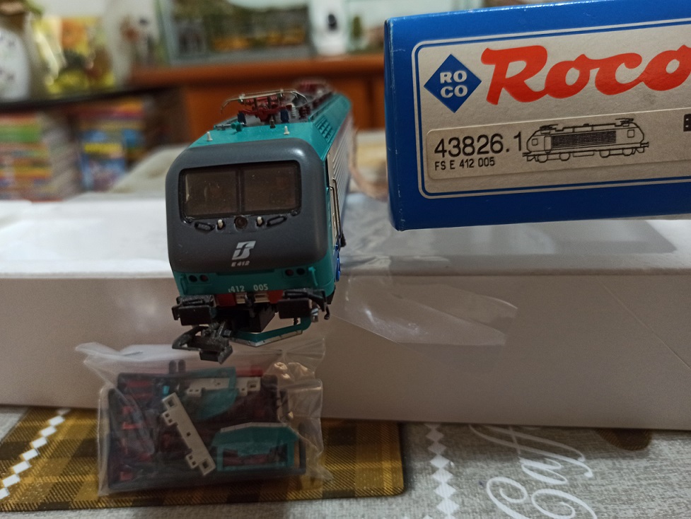 e 412 roco.jpg