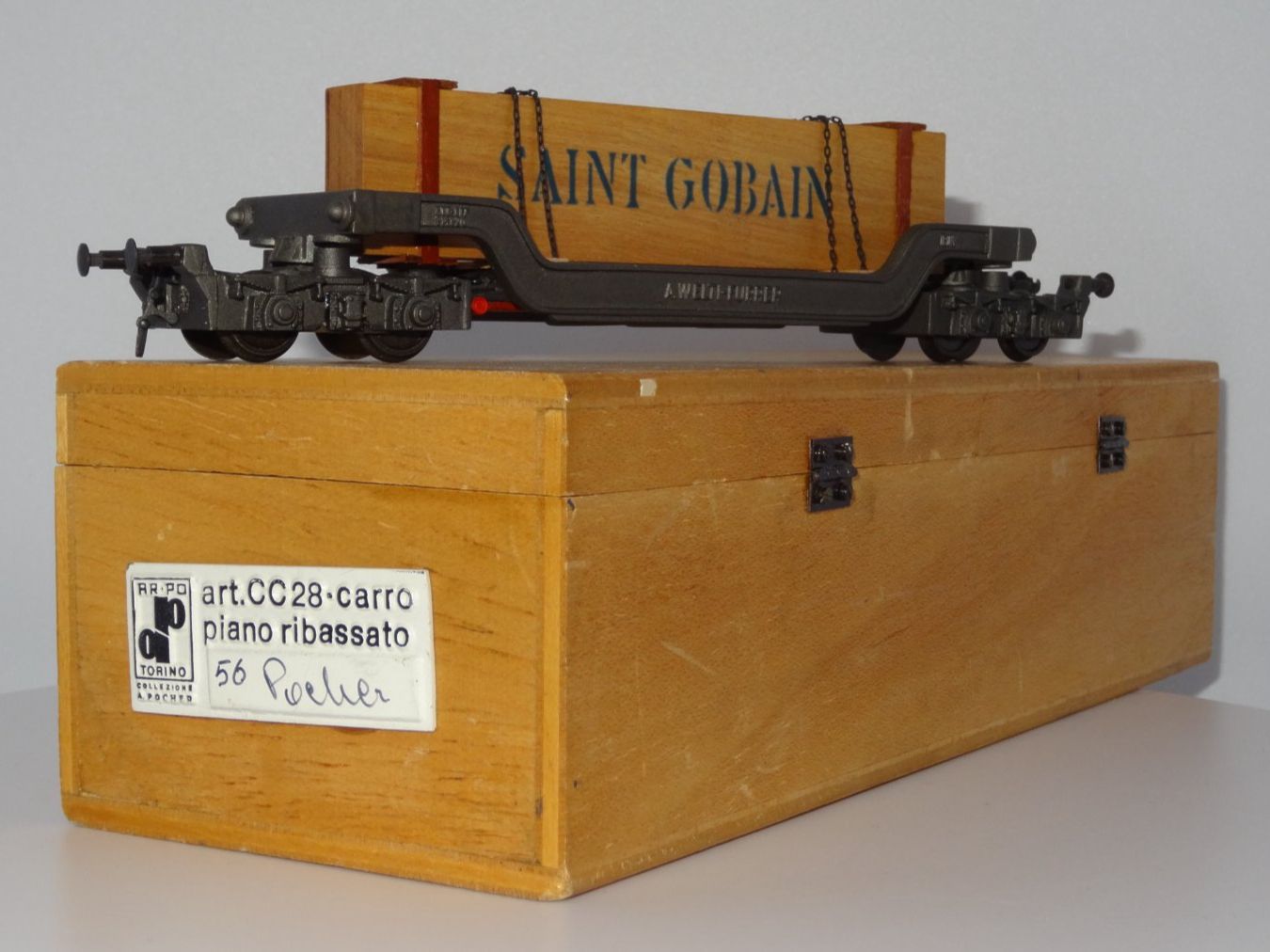 pocher-cc28-56-pocher-saint-gobain-welti-furrer-metall 01.jpg