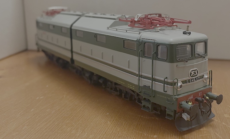 64671_01.jpg