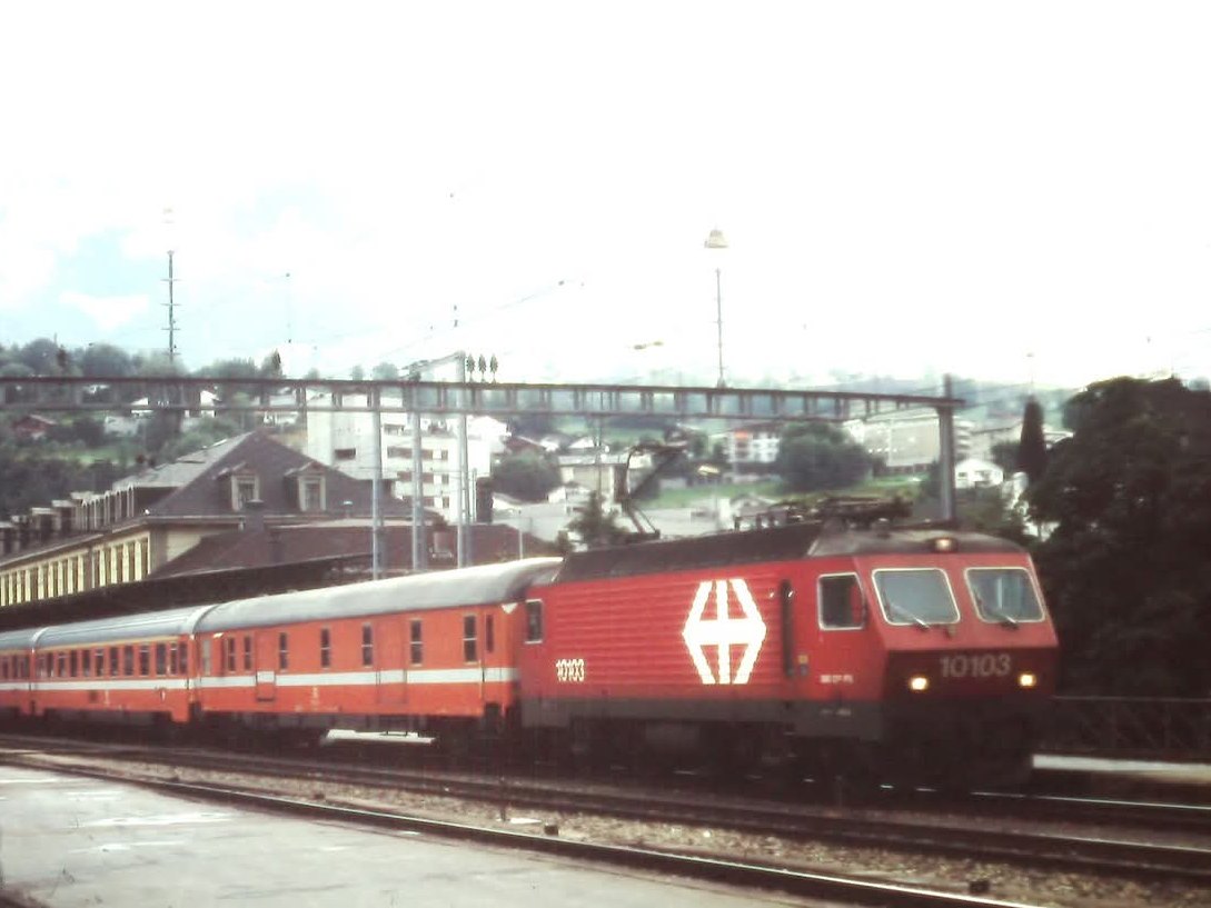 EC VENEZIA GINEVRA.jpg
