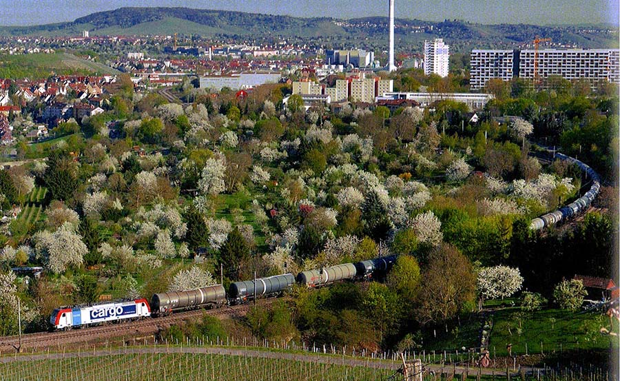 treno cisterne varie.jpg