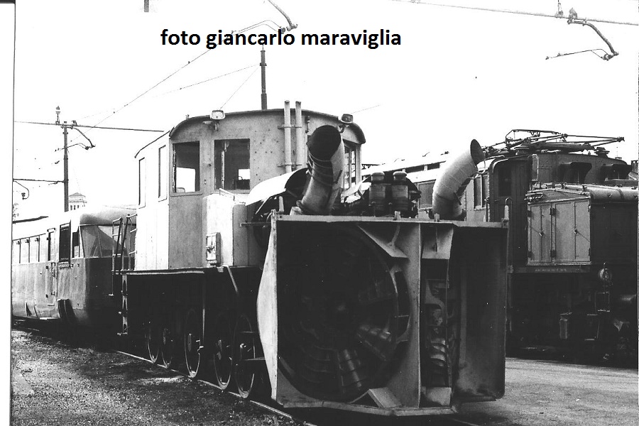 Vnx rotativo a Bolzano.jpg