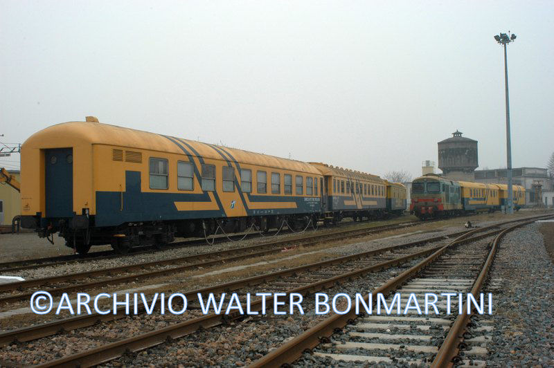 convoglioGruzMilanoSmistamento-3.3.2003-forum2Garchiviowalterbonmartini.jpg.02..jpg