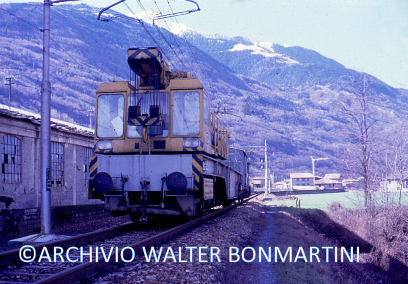 carro ponte-utilizzatoperlasostituzionedelpontedelBitto-Morbegno-5.3-1991..jpg