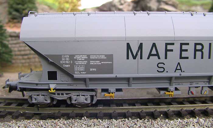 Uapps B-Models Maferi 3b.jpg
