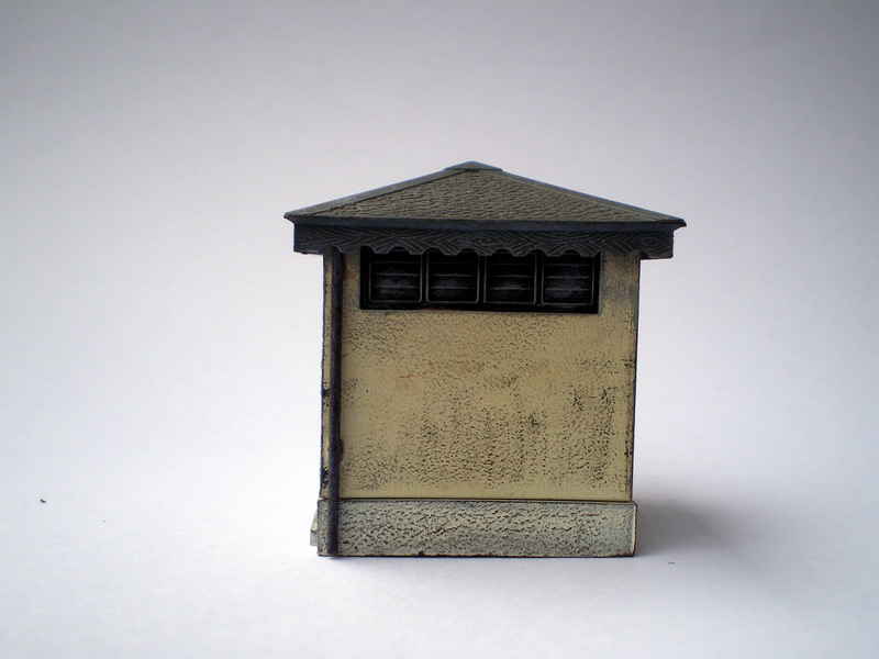 Gabinetti laterale.jpg