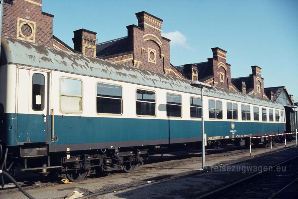 Bctm256-51-80-50-40-507-6-Krefeld-Oppum-19_10_82-1200.jpg