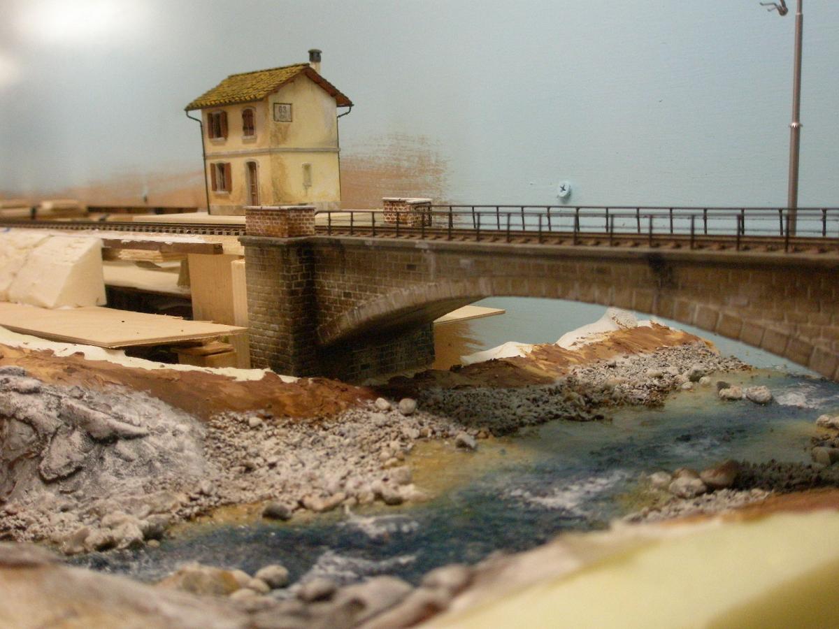 678.74 ponte casello.JPG
