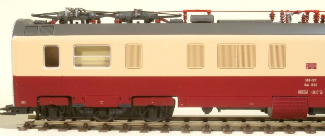 LSM17021F.jpg