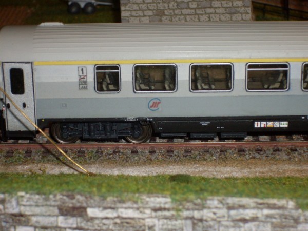 kax5.jpg