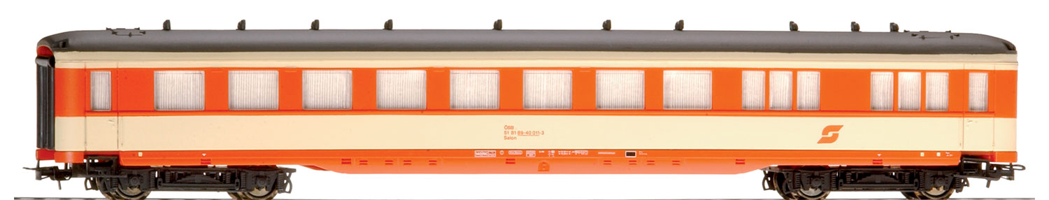 carrozza per treni rapidi Liliput.jpg