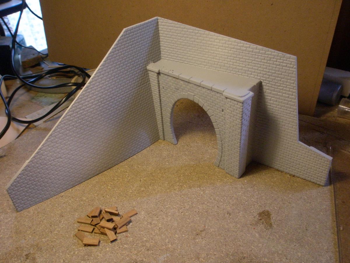 689.76 portale + primer.JPG