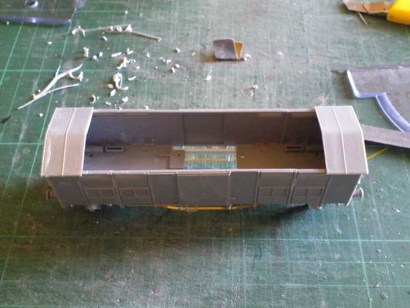 Carro FF - tetto.jpg