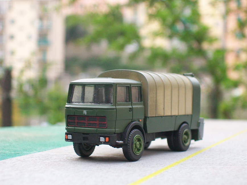 684 NETTEZZA URBANA.jpg