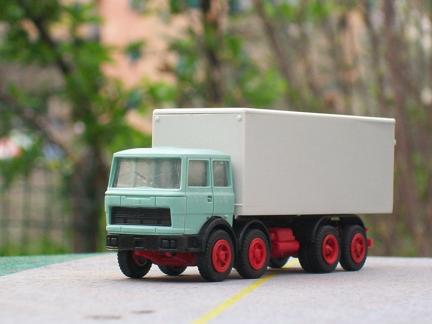 FIAT 691 FRIGORIFERO.jpg