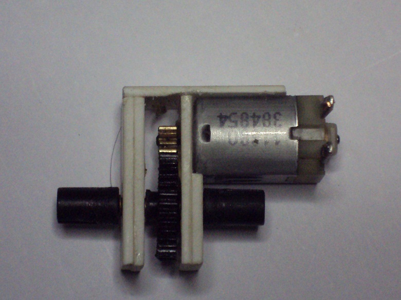 gruppo motore riduttore.JPG