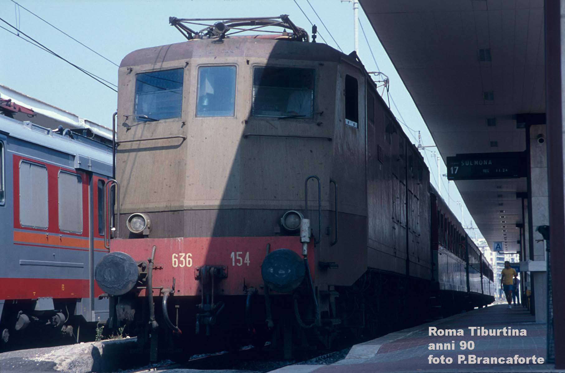 E636_170.jpg