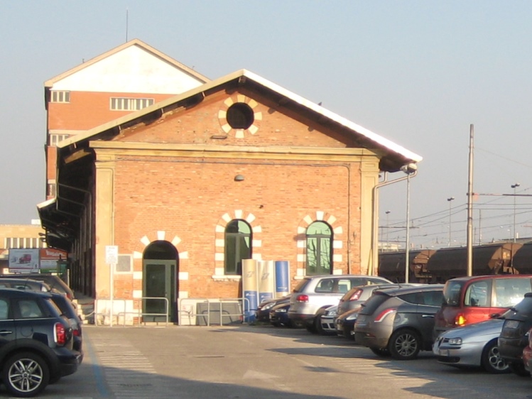 Magazzino Merci marzo 2014 Mozzoni.jpg