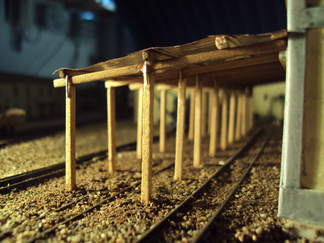 tettoia officina lato.JPG