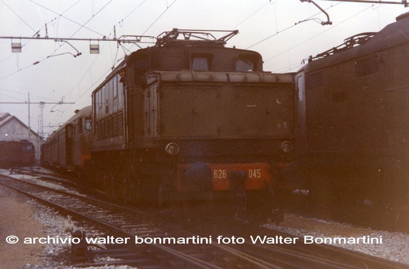 E.626.045.forum2G archiviowBonmartini foto WBonmartini.dafotografia....jpg