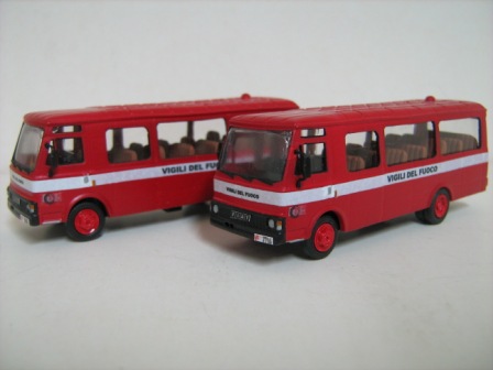 MINIBUS-VDF.JPG