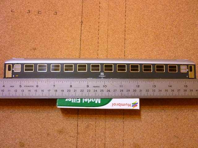 1975 carenata vista base.JPG