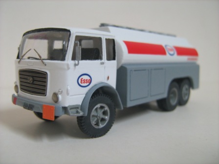 OM150-ESSO-3.JPG