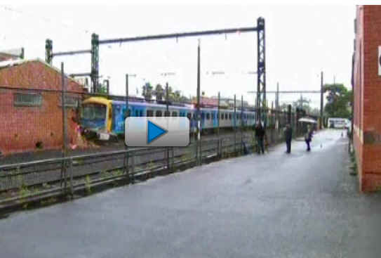 treno in banca in australia.jpg