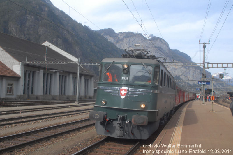 Ae 6_6 treno speciale Luino-Erstfeld-12.3.2011.TT.jpg
