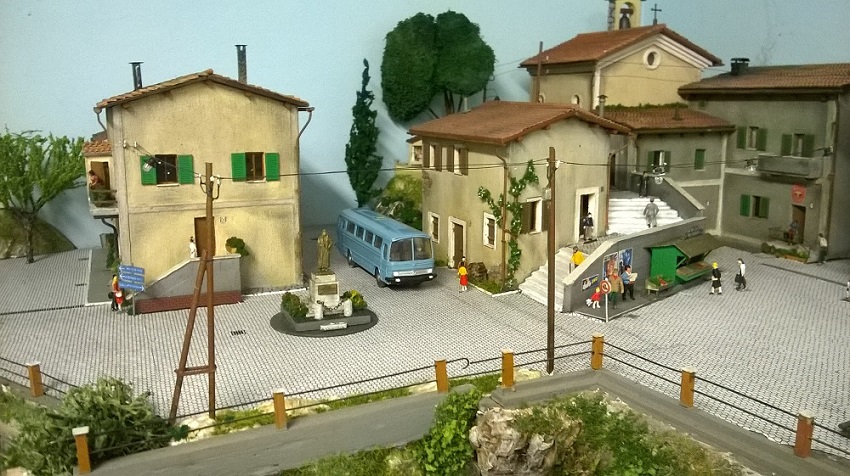 quasi tutto il paese RR.jpg