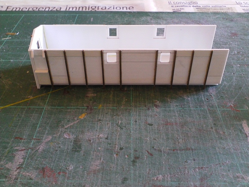 Carro semi assemblato 2.jpg