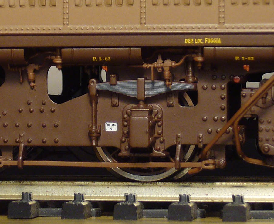 E626 100 dett 01.jpg