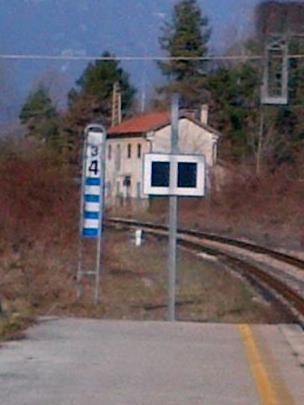 07 cippo moderno foto Mozzoni.jpg