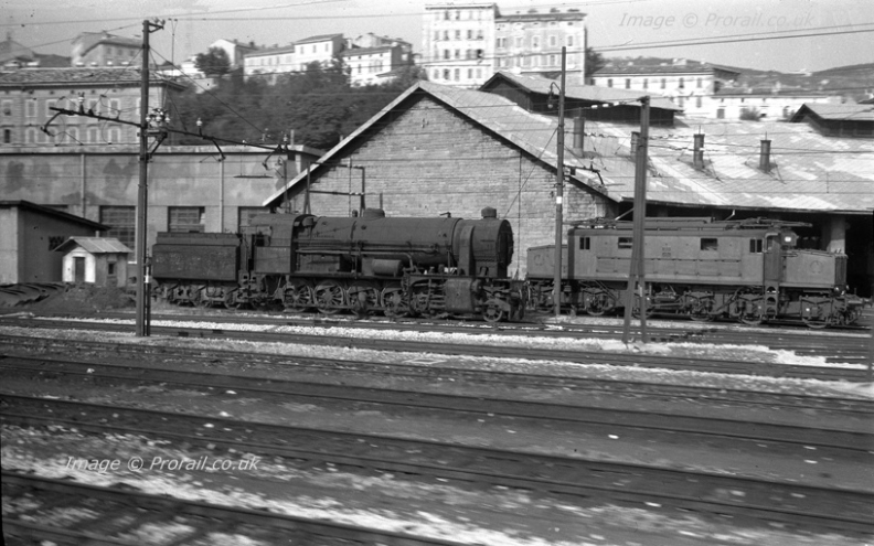 482.010 1954.09.18 DL Trieste.jpg
