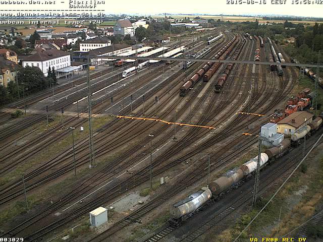 Plattling 16-08-2015 IC2902 supplementare ad ICE90 parte da Plattling.JPG