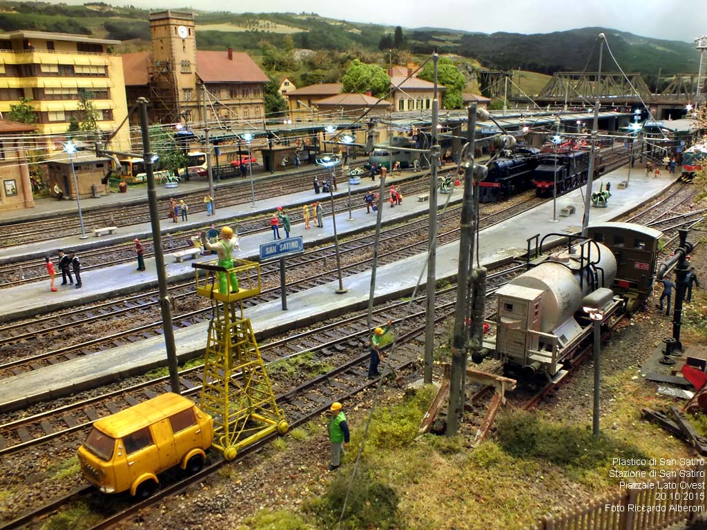 Piazzale Ovest 007.jpg